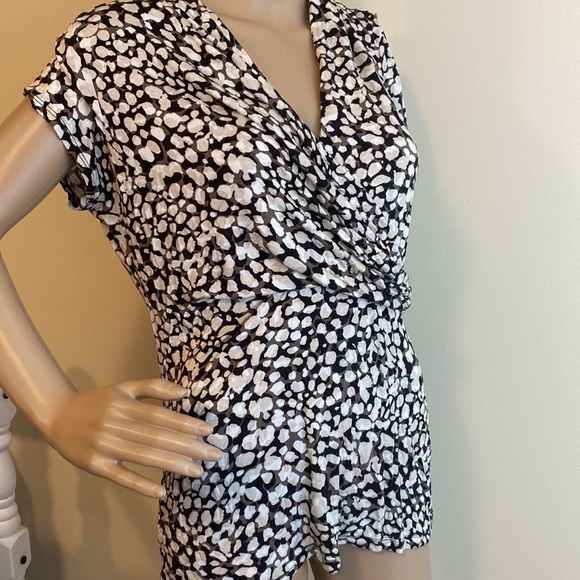 Ann Taylor - Picture 8 of 10